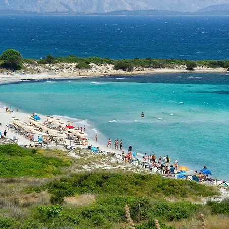 Isuledda Lux Βίλα